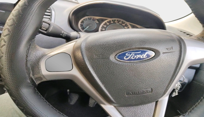 2015 Ford New Figo TITANIUM1.5 DIESEL, Diesel, Manual, 1,24,900 km, interior