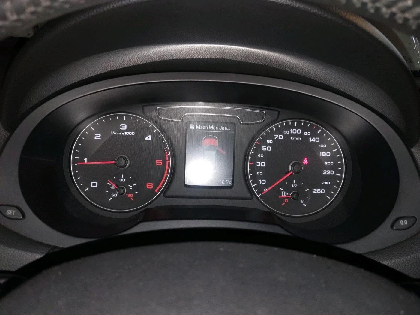 2016 Audi Q3 35 TDI Quattro, Diesel, Automatic, 1,20,577 km, interior