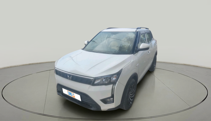2023 Mahindra XUV300 W4 1.2 PETROL, Petrol, Manual, 21,064 km, exterior