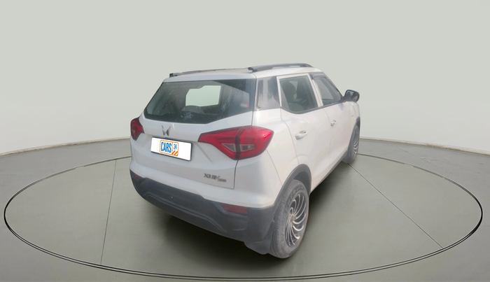 2023 Mahindra XUV300 W4 1.2 PETROL, Petrol, Manual, 21,064 km, exterior