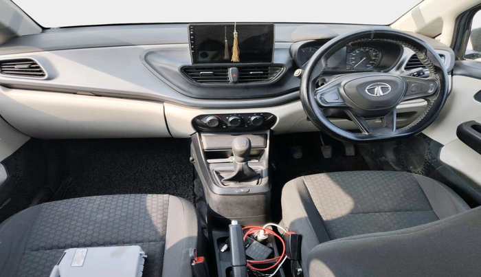 2022 Tata ALTROZ XE DIESEL, Diesel, Manual, 73,626 km, interior