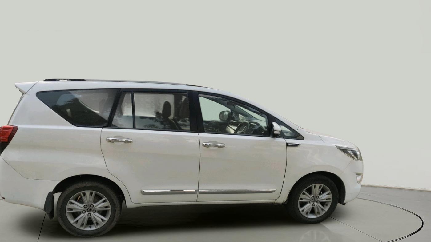 2017 Toyota Innova Crysta 2.8 GX AT 7 STR, Diesel, Automatic, 98,461 km, exterior