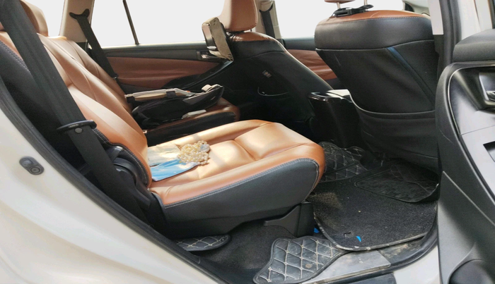 2017 Toyota Innova Crysta 2.8 GX AT 7 STR, Diesel, Automatic, 98,461 km, interior