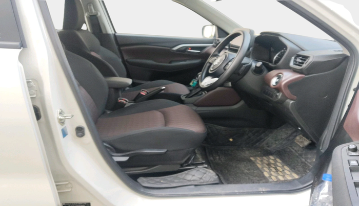 2025 Maruti Grand Vitara DELTA SMART HYBRID AT, Petrol, Automatic, 3,548 km, interior