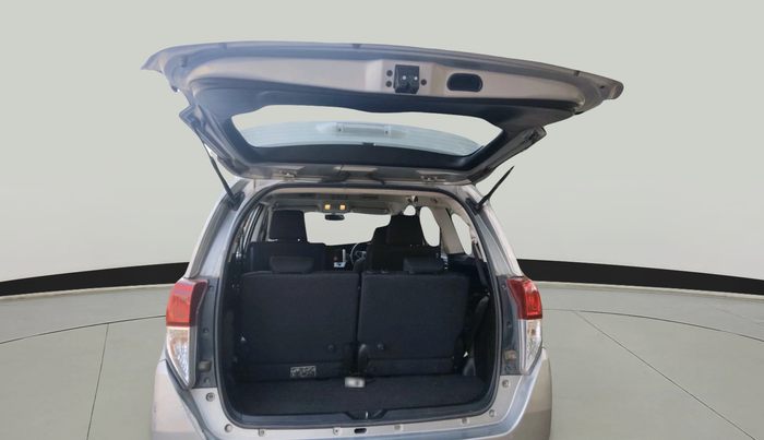 2019 Toyota Innova Crysta 2.4 G 7 STR, Diesel, Manual, 46,111 km, exterior