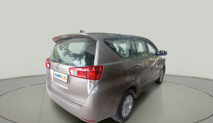 2017 Toyota Innova Crysta 2.4 VX 8 STR, Diesel, Manual, 47,092 km, exterior