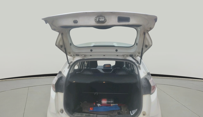 2017 Tata NEXON XM PETROL, Petrol, Manual, 82,368 km, exterior