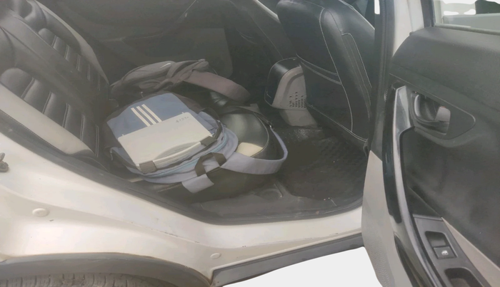 2017 Tata NEXON XM PETROL, Petrol, Manual, 82,368 km, interior