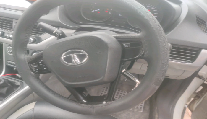 2017 Tata NEXON XM PETROL, Petrol, Manual, 82,368 km, interior
