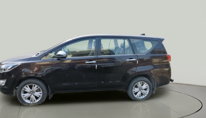 2018 Toyota Innova Crysta 2.4 ZX 7 STR, Diesel, Manual, 1,53,034 km, exterior