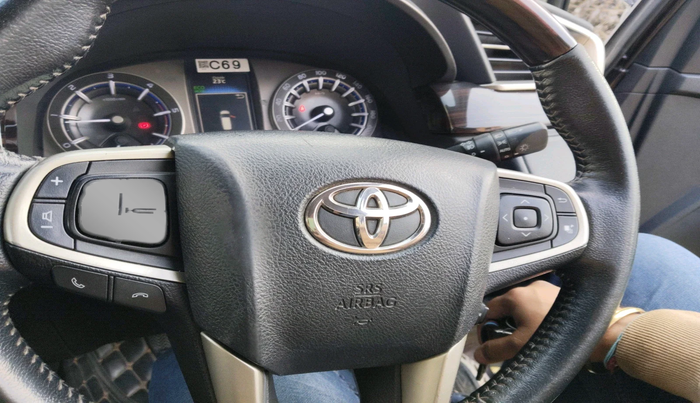 2018 Toyota Innova Crysta 2.4 ZX 7 STR, Diesel, Manual, 1,53,034 km, interior