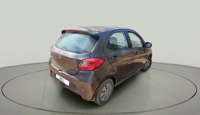 2016 Tata Tiago XE PETROL, Petrol, Manual, 1,15,269 km, exterior