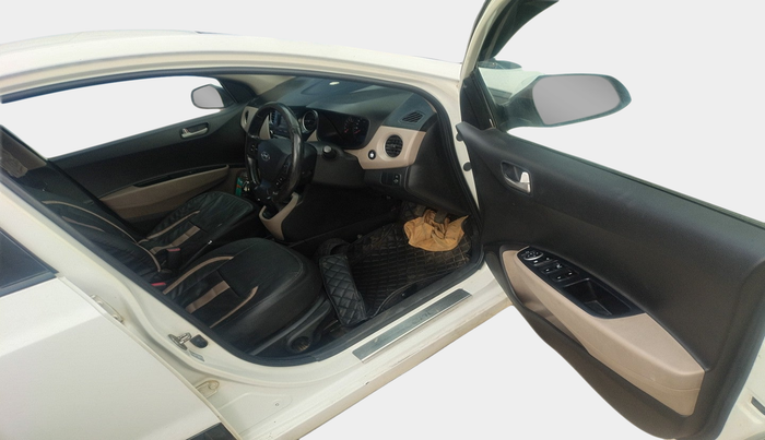 2014 Hyundai Xcent S 1.1 CRDI (O), Diesel, Manual, 1,52,797 km, interior