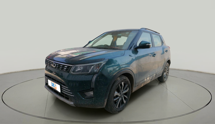 2020 Mahindra XUV300 W8 (O) 1.5 DIESEL, Diesel, Manual, 1,57,158 km, exterior
