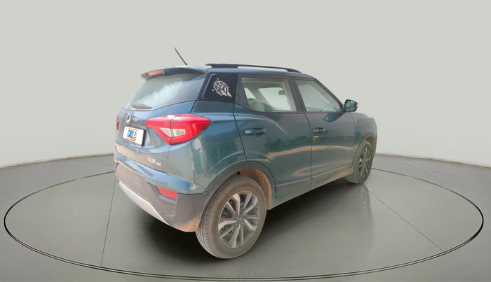 2020 Mahindra XUV300 W8 (O) 1.5 DIESEL, Diesel, Manual, 1,57,158 km, exterior