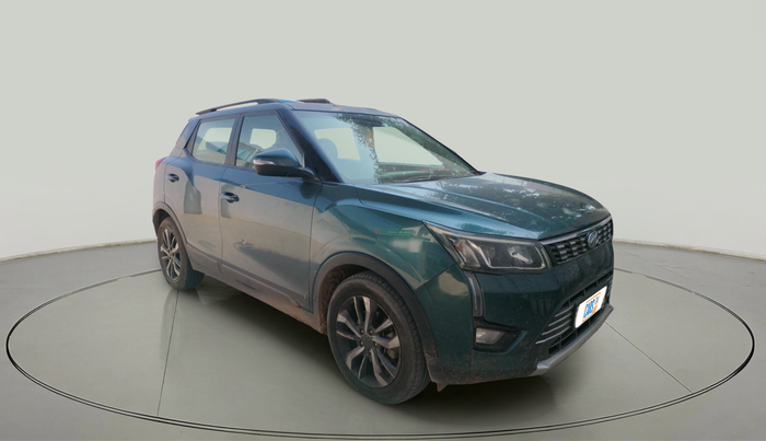 2020 Mahindra XUV300 W8 (O) 1.5 DIESEL, Diesel, Manual, 1,57,158 km, exterior
