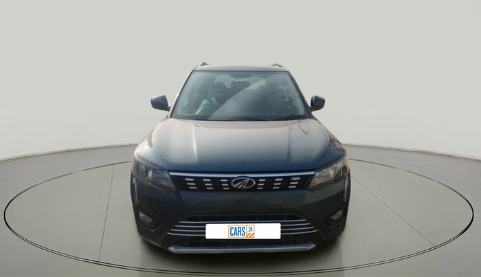 2020 Mahindra XUV300 W6 1.5 DIESEL AMT, Diesel, Automatic, 1,33,003 km, exterior