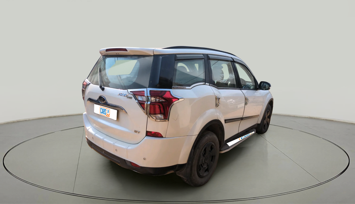 2019 Mahindra XUV500 W7, Diesel, Manual, 1,08,716 km, exterior