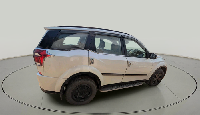 2019 Mahindra XUV500 W7, Diesel, Manual, 1,08,716 km, exterior