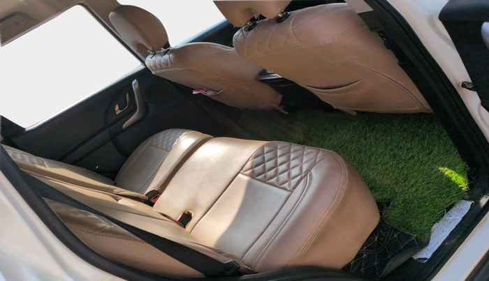 2019 Mahindra XUV500 W7, Diesel, Manual, 1,08,716 km, interior