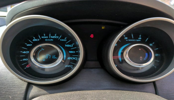 2019 Mahindra XUV500 W7, Diesel, Manual, 1,08,716 km, interior