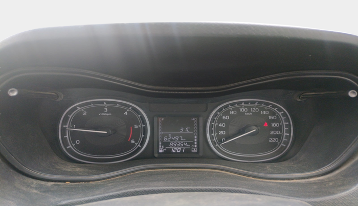 2018 Maruti Vitara Brezza ZDI, Diesel, Manual, 95,554 km, interior