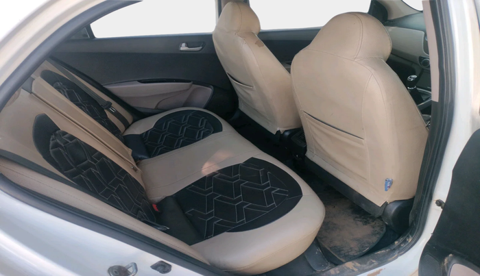 2015 Hyundai Xcent S 1.2, Petrol, Manual, 1,06,441 km, interior