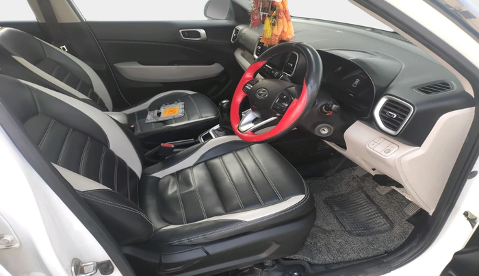 2023 Hyundai VENUE S 1.2, Petrol, Manual, 60,342 km, interior