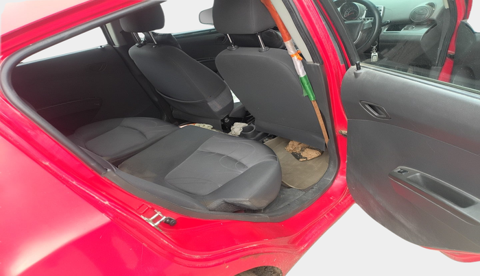 2010 Chevrolet Beat LT PETROL, Petrol, Manual, 1,31,390 km, interior