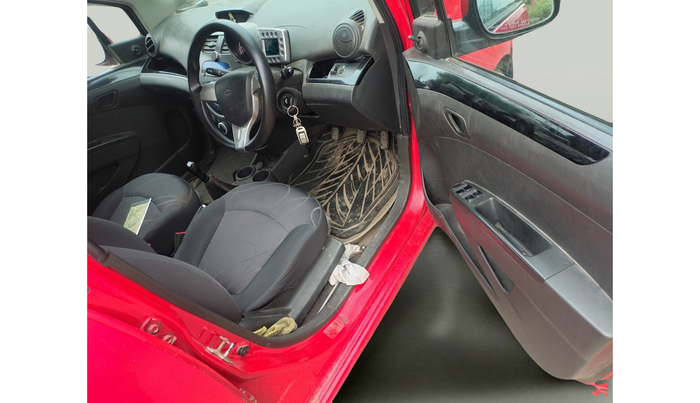 2010 Chevrolet Beat LT PETROL, Petrol, Manual, 1,31,390 km, interior