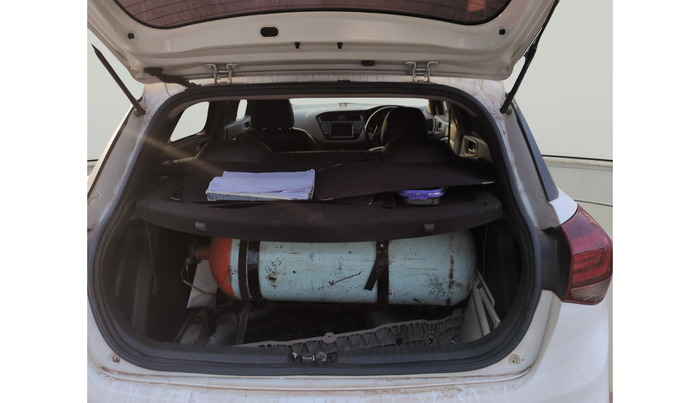 2020 Hyundai Elite i20 SPORTZ PLUS 1.2, Petrol, Manual, 1,34,758 km, exterior