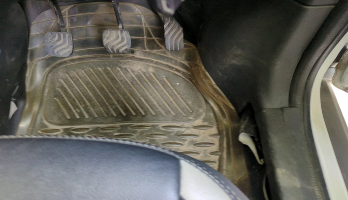 2022 Nissan MAGNITE XE, Petrol, Manual, 19,014 km, interior