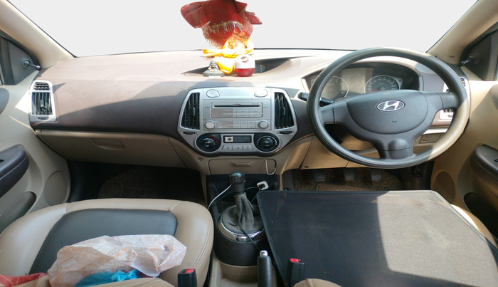 2011 Hyundai i20 MAGNA 1.2, Petrol, Manual, 1,11,256 km, interior