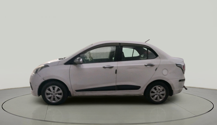 2016 Hyundai Xcent SX 1.2, Petrol, Manual, 1,29,506 km, exterior