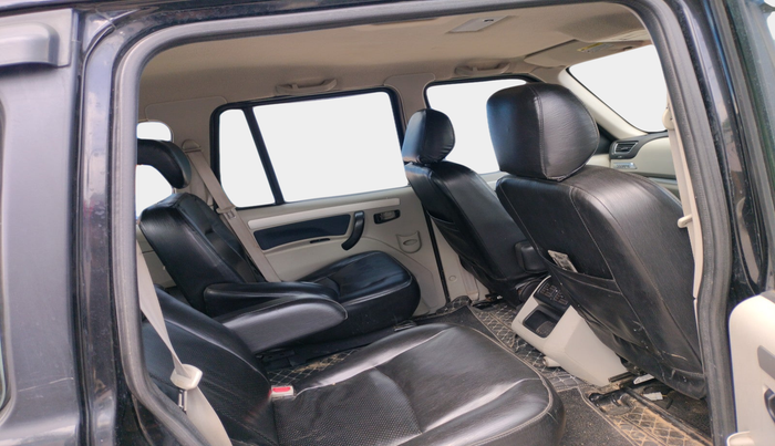 2020 Mahindra Scorpio S11 2WD, Diesel, Manual, 1,87,716 km, interior