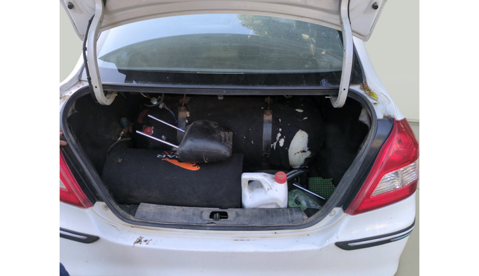 2016 Maruti Swift Dzire LXI, Petrol, Manual, 86,825 km, exterior