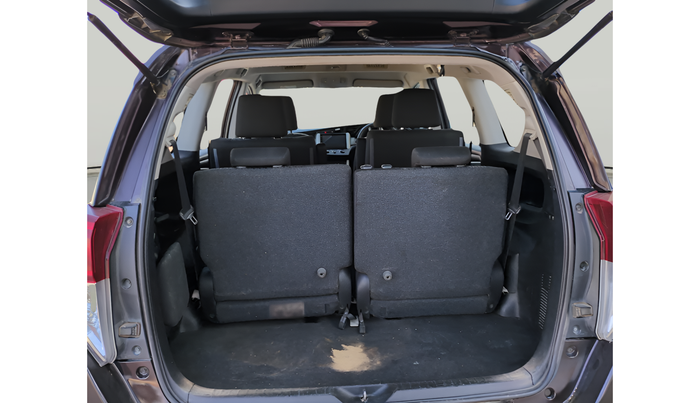 2018 Toyota Innova Crysta 2.4 G 7 STR, Diesel, Manual, 88,137 km, exterior