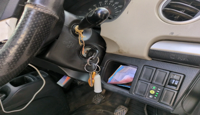 2016 Maruti Wagon R 1.0 LXI CNG, Petrol, Manual, 1,01,176 km, interior