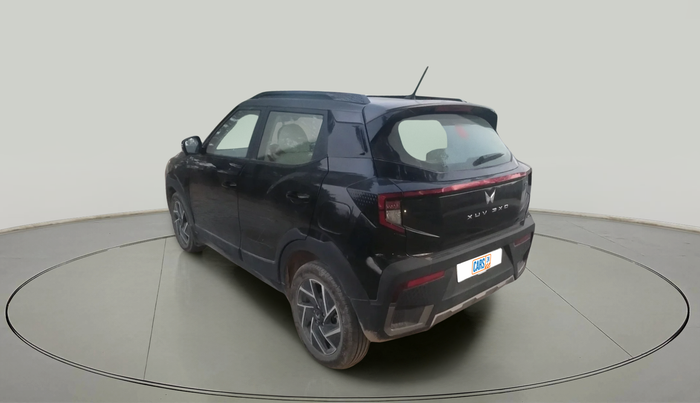 2024 Mahindra XUV 3XO AX7L 1.2 TGDi, Petrol, Manual, 7,723 km, exterior