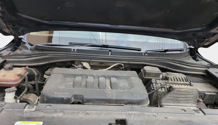 2022 Mahindra XUV700 AX 3 D MT 7 STR, Diesel, Manual, 69,448 km, exterior