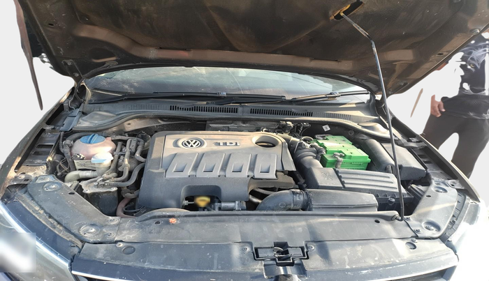 2016 Volkswagen Jetta HIGHLINE TDI, Diesel, Manual, 2,08,743 km, exterior