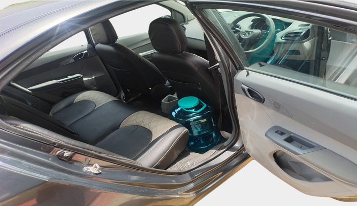 2022 Tata TIGOR XZ CNG, Petrol, Manual, 39,680 km, interior