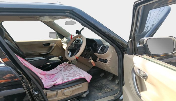 2023 Mahindra BOLERO NEO N10 R, Diesel, Manual, 12,395 km, interior