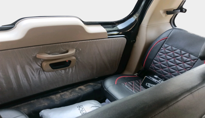 2023 Mahindra BOLERO NEO N10 R, Diesel, Manual, 12,395 km, interior