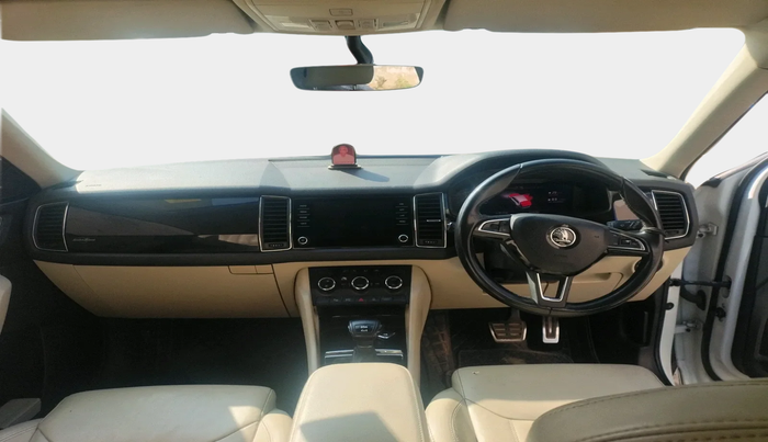 2019 Skoda Kodiaq L&K 2.0 TDI 4X4 AT, Diesel, Automatic, 1,17,343 km, interior