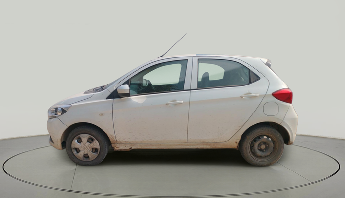 2018 Tata Tiago XT PETROL, Petrol, Manual, 1,73,183 km, exterior