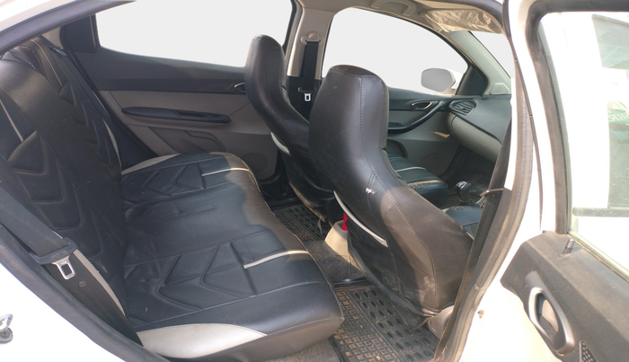 2018 Tata Tiago XT PETROL, Petrol, Manual, 1,73,183 km, interior
