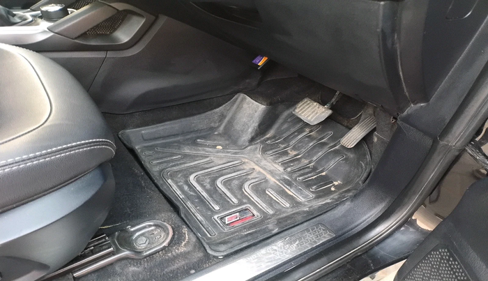 2020 Tata Harrier XZA PLUS 2.0L, Diesel, Automatic, 1,02,740 km, interior