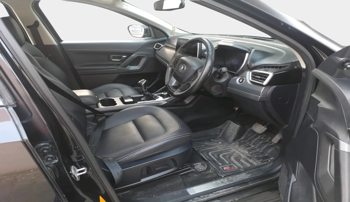 2020 Tata Harrier XZA PLUS 2.0L, Diesel, Automatic, 1,02,740 km, interior