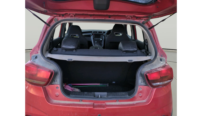 2017 Mahindra KUV 100 NXT K8 D 6 STR, Diesel, Manual, 44,443 km, exterior